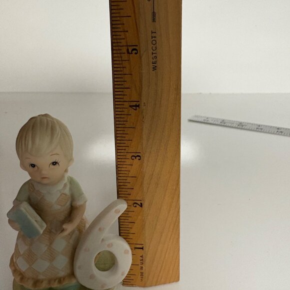 Lefton Christopher Collection Birthday Girl Figurine Age 6 03448F Porcelain 1982 - Picture 7 of 7